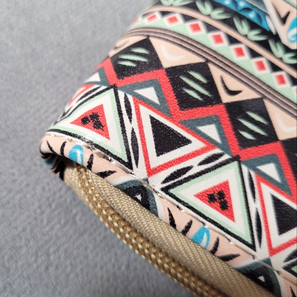 Patterned Zip-Around Wallet - Picture 9 of 15